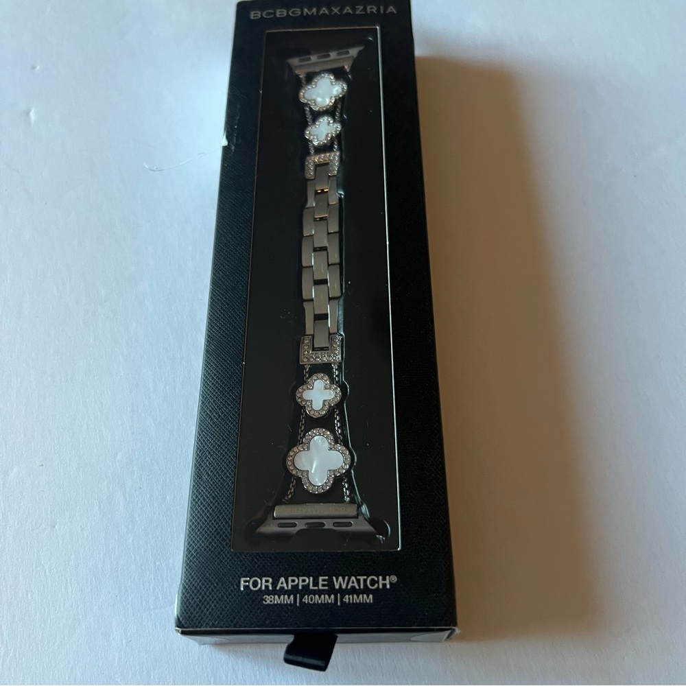BCBGMaxAzria APPLE WATCH BAND SILVER CRYSTALS AND CLOVERS NWT